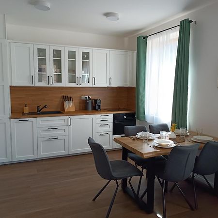 Apartman Na Mechu Janov nad Nisou Exteriér fotografie